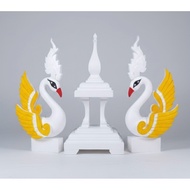 One Pair Of 50 Cents Tall Swans For Decoration Excluding Burgo