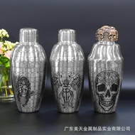 Bartender Creative Etching Totem Shaker Three-Stage Shaker Bartender Tool Shaker Bartender Tool