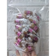 Minh Thong tamarind custard apple candy