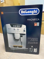 Delonghi ESAM 04.110.B 咖啡機(黑色)