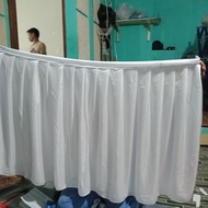 65cm x 110cm high pleated table skirt