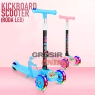 Order M18y] Scooter 3 Wheels Led kickboard Scooter Otoped Children 3 Wheels Lamp Unique Wholesale2