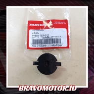 Original 91505TEA Clip under cover Civic FK4