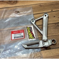 Footstep foot step million postep rear right footrest honda cb150r cb 150 r cb150x cb 150 x ori orig