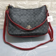 Coach handbag with adjustable sling (actual pics, no filter)