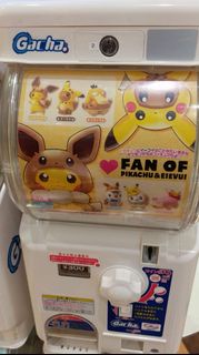 Pokemon Center 限定 前年日本扭回 Fan of Pikachu 扭蛋 原裝正版 原封連蛋殼 變裝比卡超  變裝伊貝