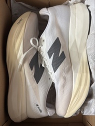New Balance FuelCell SuperComp Elite v5