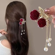 抖音同款红玫瑰流苏过年头饰发夹 Douyin red rose tassel New Year's hairpin