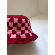 CHECKERED CROCHET bucket hat