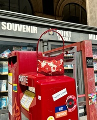 Papapetch.h - Small Juliet tale bag Limited Hide & Seek Milan fashion week 2024