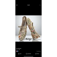 Lace Embroidery Shoes