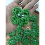 4-leaf clover keychain / handmade