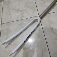 FORK GARPU SEPEDA ROADBIKE MOSSO 700c ALLOY WARNA PUTIH ROAD BALAP