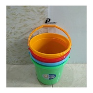 Small Plastic Bucket 2.5 Gallon 2289 GoldenHen