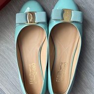 Ferragamo Tiffany藍漆皮娃娃鞋6.5C