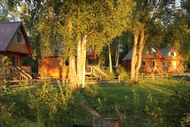 Susitna River Lodging, Riverside Cabins