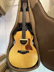 Taylor 214 (已打孔加裝LR Baggs M1 active)一併出售