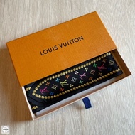 LV Louis Vuitton 黑彩絲巾