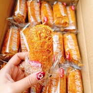 Thùng 1kg (Hơn 30 Bánh) Bánh Ruốc Que Like Bánh Bông Lan Chà Bông B104 - Chuyên Sỉ TPNK