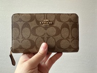 (ของแท้) Coach Medium Zip Around Wallet