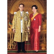 ภาพในหลวง ร9 คู่พระราชินี รูปภาพติดผนัง เสริมฮวงจุ้ย ภาพโปสเตอร์ ขนาด 15x21 นิ้ว