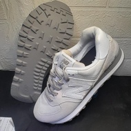 Sepatu NB 574 New balance original made in Indonesia size 40