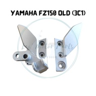 FOOTREST BRACKET FOOT REST YAMAHA FZ150 OLD FZ150I OLD 3C1 FOOTREST STAY FOOT REST TAPAK KAKI DEPAN