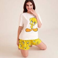 Women's Cute Tweety Bird Print Short Sleeve Top And Shorts Pajama Set, Summer Casual,White T-Shirt &