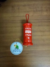全新 吊牌未拆 郵局 郵筒陶瓷風鈴 紅色郵筒風鈴 中華郵政 郵政寶寶 已絕版