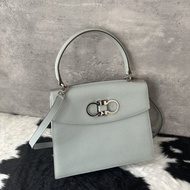 Salvatore Ferragamo 菲拉格慕 雙開馬蹄釦 kelly 包