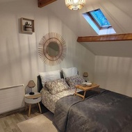 โรงแรม La RIVIERA maison avec rivière et jardin 35Mins de PARIS RER C à 600m pour Tour Eiffel ORLY a