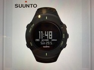 SUUNTO Core Classic Ultimate Black 時尚設計與戶外功能運動錶