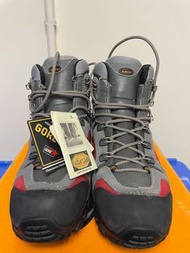 AKU Gore-Tex Hiking Shoes 行山鞋（Size US 7) (100% New)