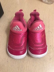 adidas粉紅色休閒運動鞋