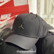 Nike Air Jordan CLC Classic 99 Cap Metal Logo Jumpman