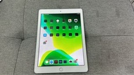iPad第五代wifi版32gb 靚仔全原裝學生用/睇片一流
