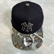 Blue baseball cap, high quality khaki material/ Blue baseball cap l