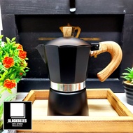 หม้อ Moka Pot 3/6 คัพ รุ่นพิเศษ สีดำ Black Edition หูจับหนาลายไม้/วาล์วใหญ่/ครีม่าสวย (พร้อมส่ง) MP-