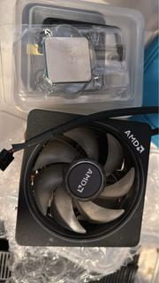 AMD 2700x 連原裝散熱