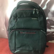 新秀麗背包電腦袋