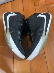 Nike air freak 1 字母哥一代 us9