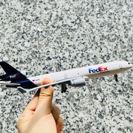 20CM Airplane Metal Model "FedEx Express Airlines" McDonnell Douglas MD-11 Scale 1:400 (Fullbox)