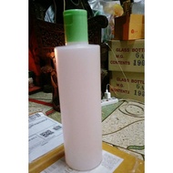 Pepper Shampoo Bottle. 360 cc. Blue Cover