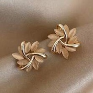 1 Pair Rotating Flower Cat Eye Stone Sun Stud Earrings, Friendship Gift For Wife And Friends, Elegan
