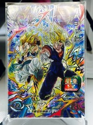 完美品！ 日版 龍珠英雄卡 隱藏 4星 UGM9 - SEC  2 閃卡 （可交換)