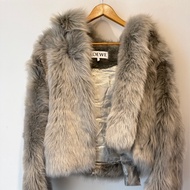 Loewe 狐狸毛灰色超級好看的外套 二十幾萬