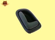 มือเปิดอันใน TOYOTA AE110,AE111 ข้างRH ราคาอันละ 100บาท