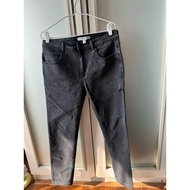 URBAN REVIVO Jeans