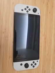 Nintendo Switch OLED 白黑色 主機