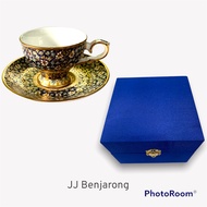 ชุดกาแฟespresso 1 ชุด (1 ถ้วย และ 1 จานรอง) เบญจรงค์ลายเต็ม ทรง YORK ก้านต่อดอก (ONE espresso cup and saucer Midnight Blue pattern) by JJ Benjarong